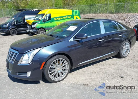2013 Cadillac Xts Platinum from USA, damaged, VIN 2G61V5S35D9221098